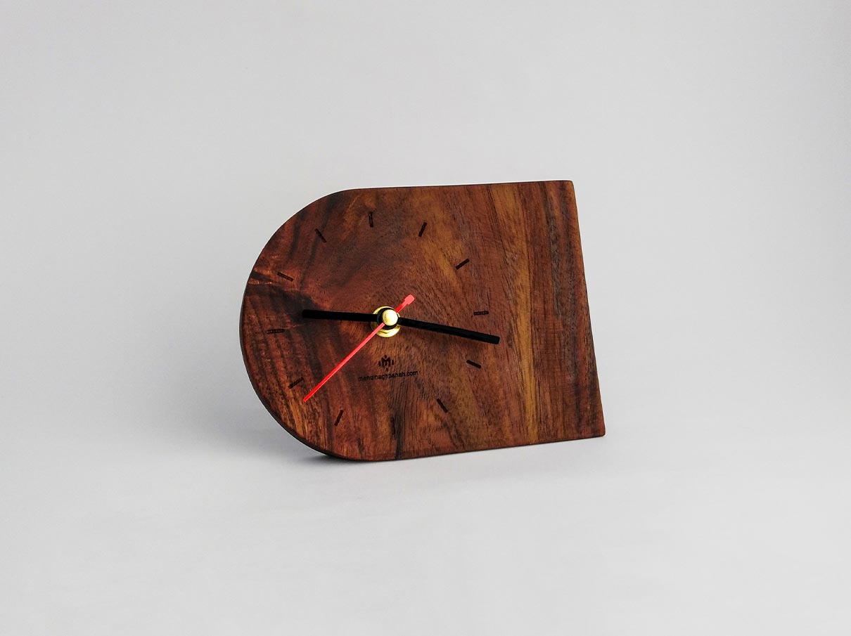 ساعت رومیزی چوبی طرح اقاقیا - نمای روبرو